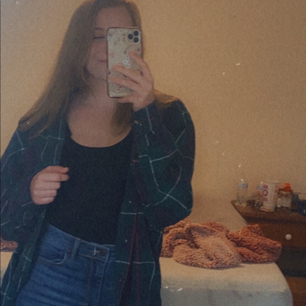 Meet your Posher, Hannah